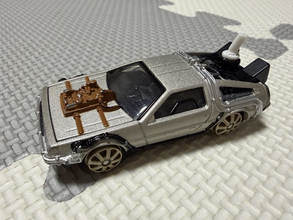 デロリアンのミニカー